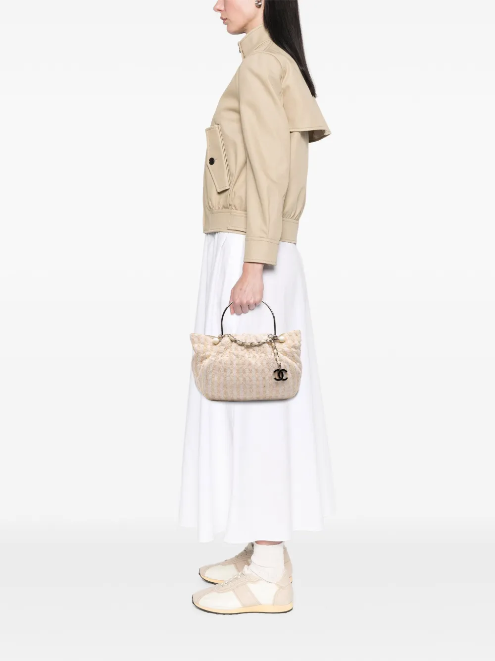 CHANEL Pre-Owned 2004-2005 Tweed Boucle Knitting Top Handle Bag handbag | Pre-Owned | Image 2