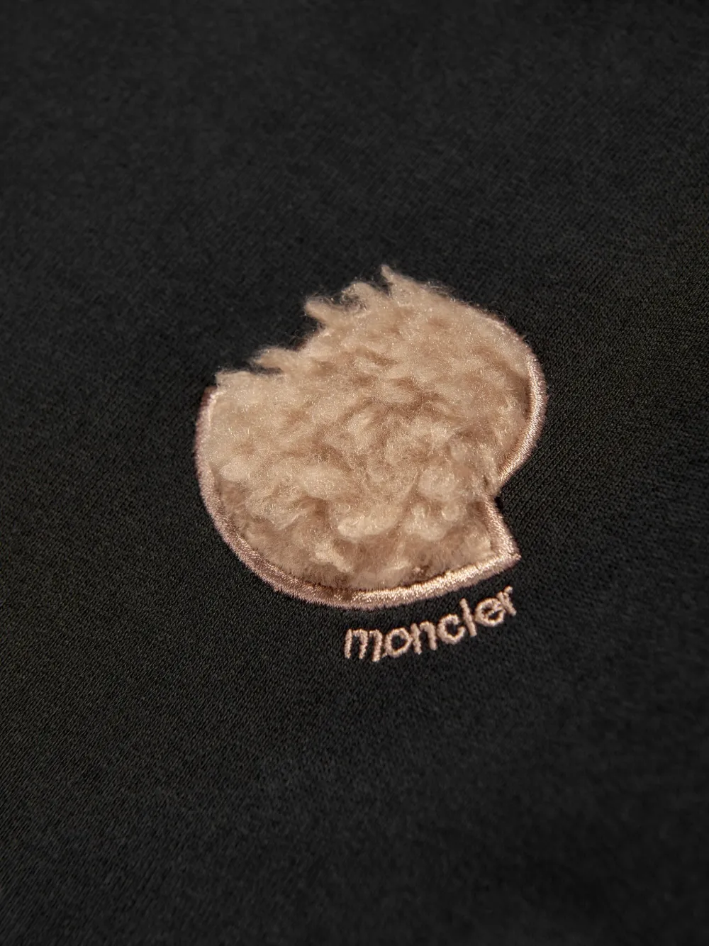 Moncler Enfant pleated logo-patch dress Zwart