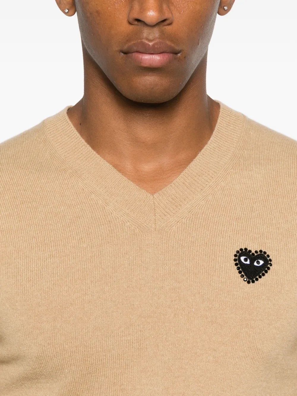 Comme Des Garçons Play Heart-embellished V-neck Sweater In Neutral