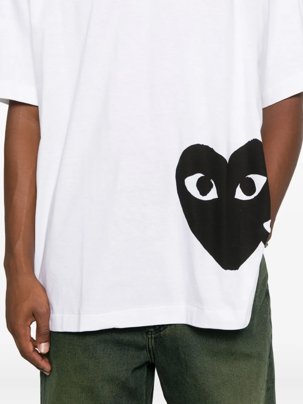 Comme Des Garçons Play Heart-logo T-shirt In White
