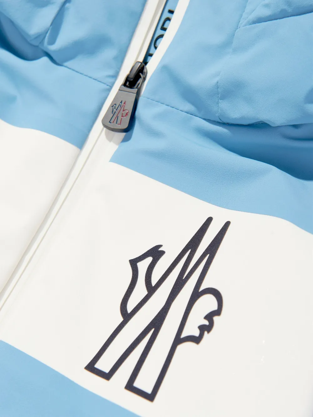 MONCLER GRENOBLE KIDS Gewatteerd jack met logo en vlakken Blauw