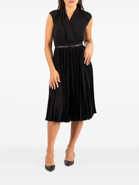 Max Mara vestido con pliegues y cinturón