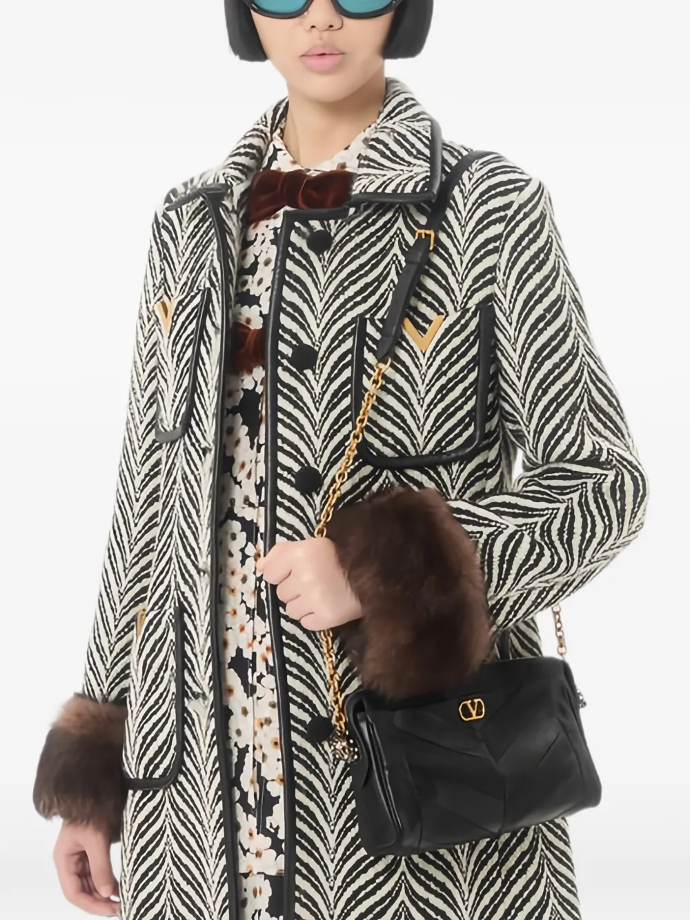 Valentino Garavani パンテア ナッパレザーショルダーバッグ