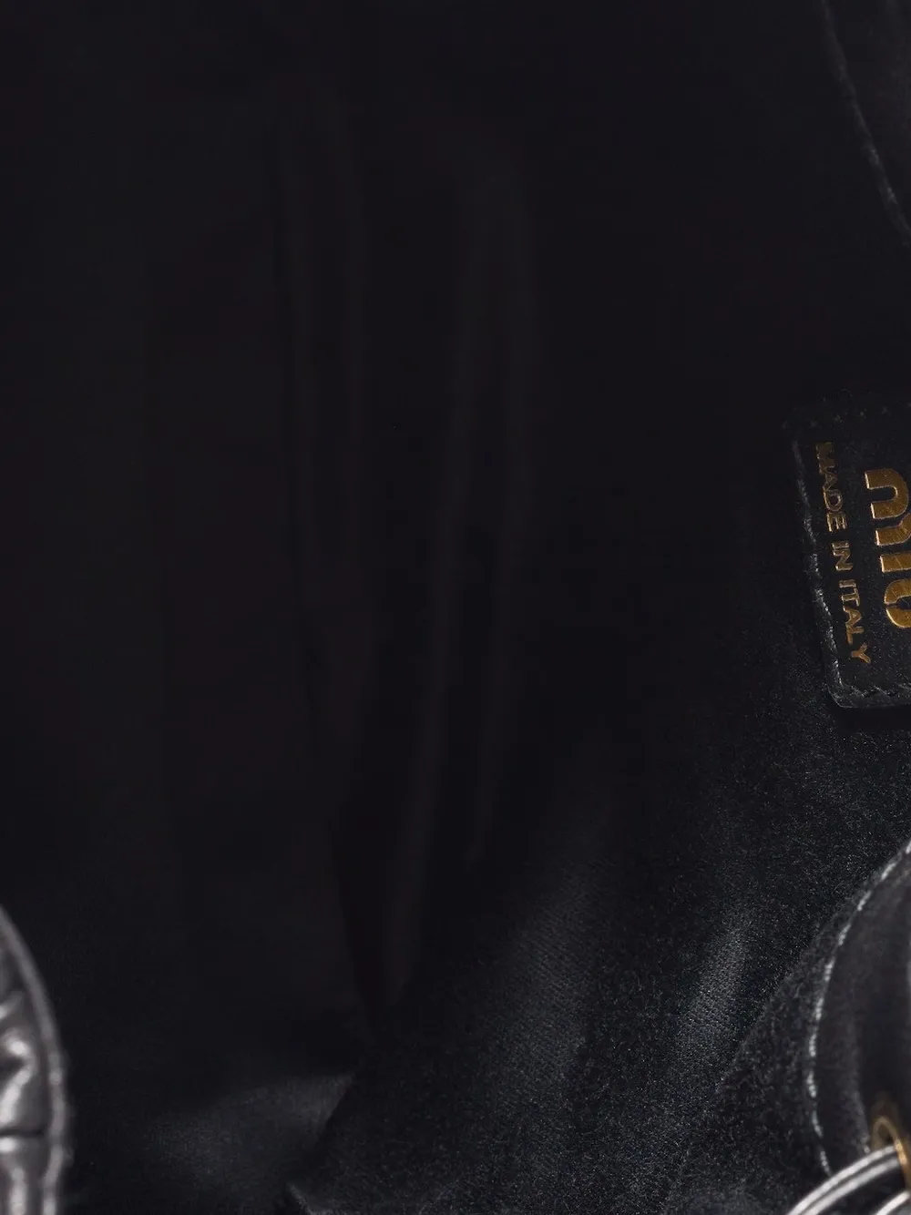 Miu matelassé-motif pouch bag Zwart