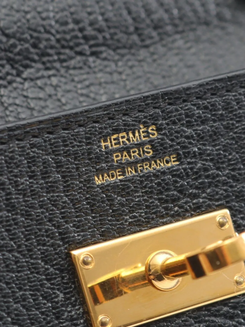 Pre-owned Hermes 2020 Kelly To Go Shoulder Wallet In Black