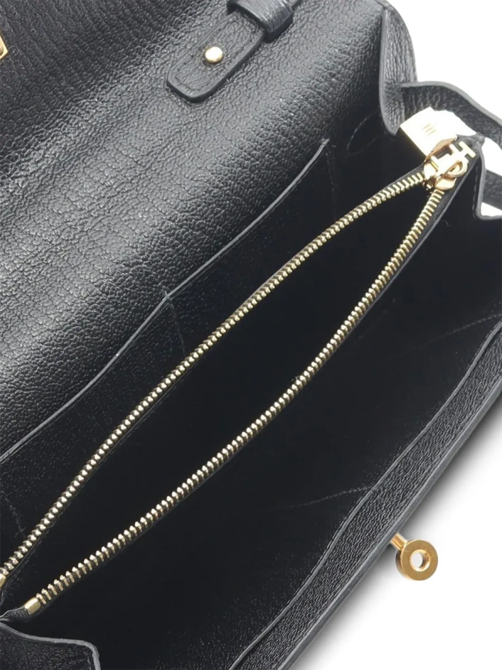 Pre-owned Hermes 2020 Kelly To Go Shoulder Wallet In Black