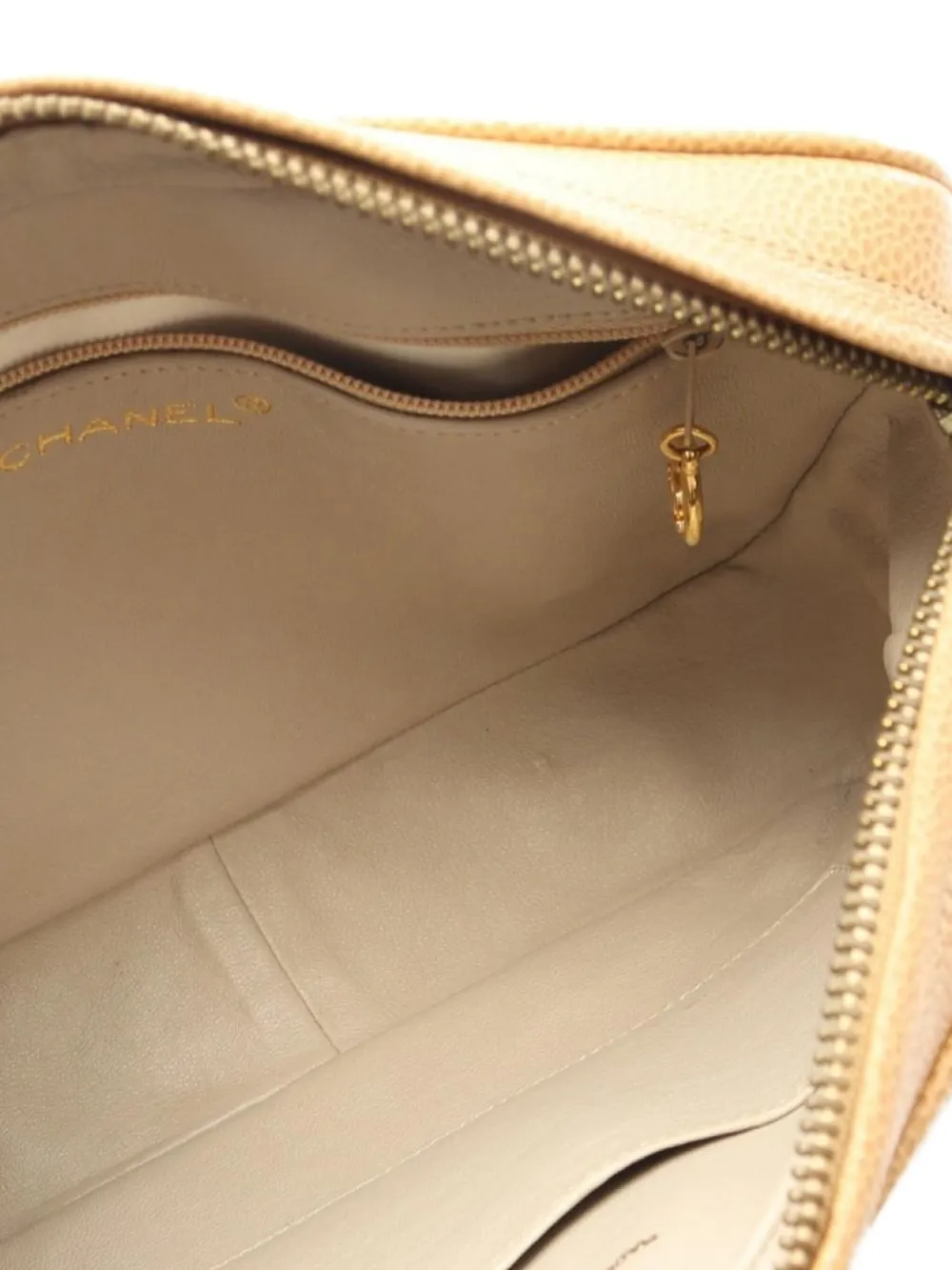 Pre-owned Chanel 1991-1994 Diamond-stitch Chain Shoulder Bag In Neutral