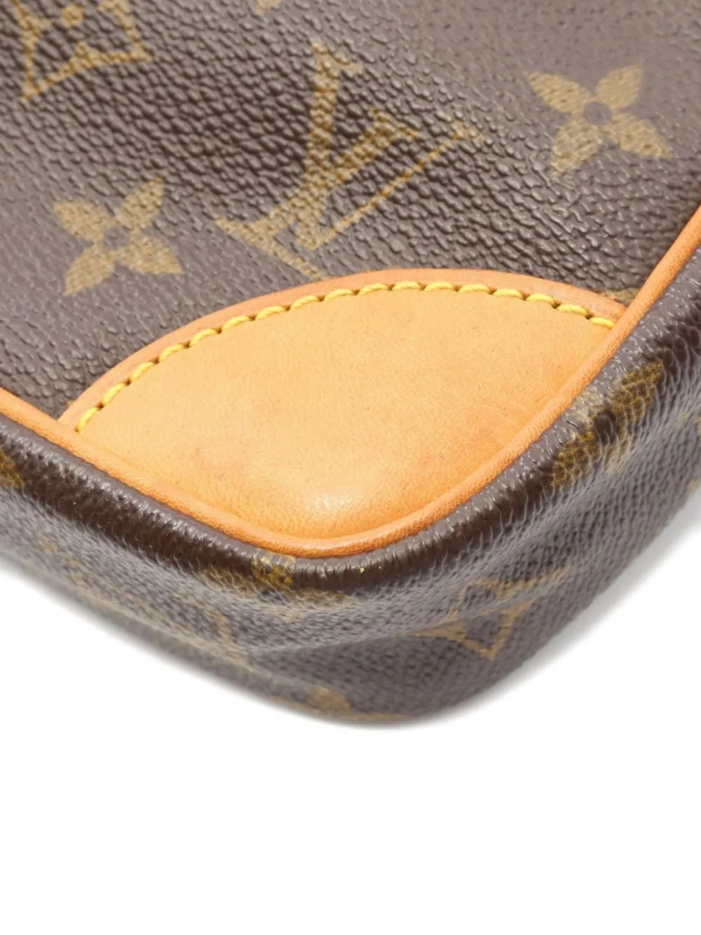 Pre-owned Louis Vuitton 2002 Danube Shoulder Bag In Brown