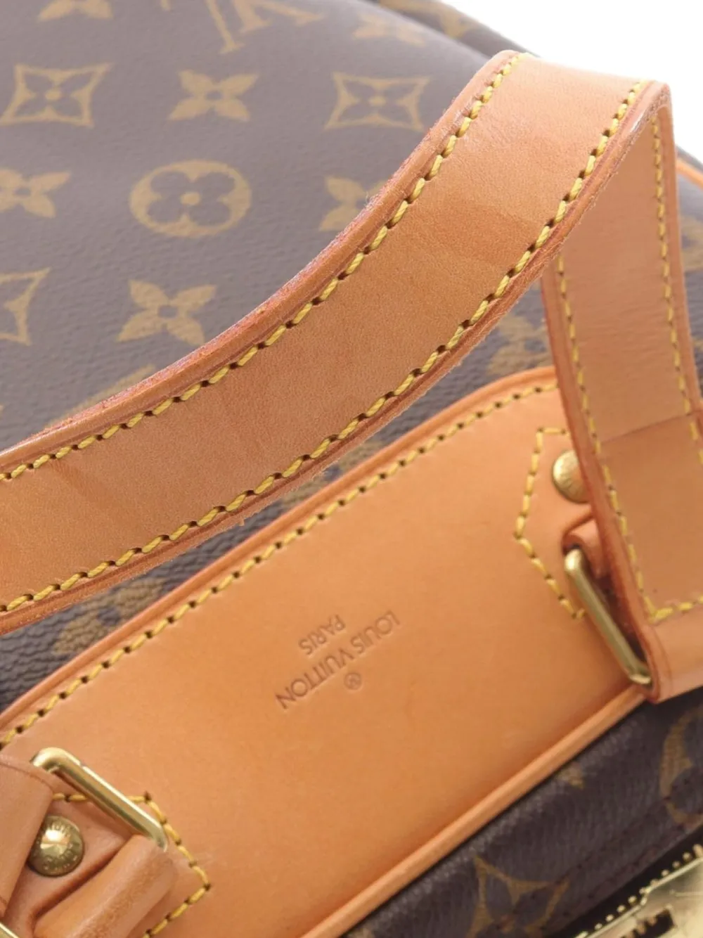 Louis Vuitton Pre-Owned 2000s Excursion handbag | Pre-Owned | Image 2