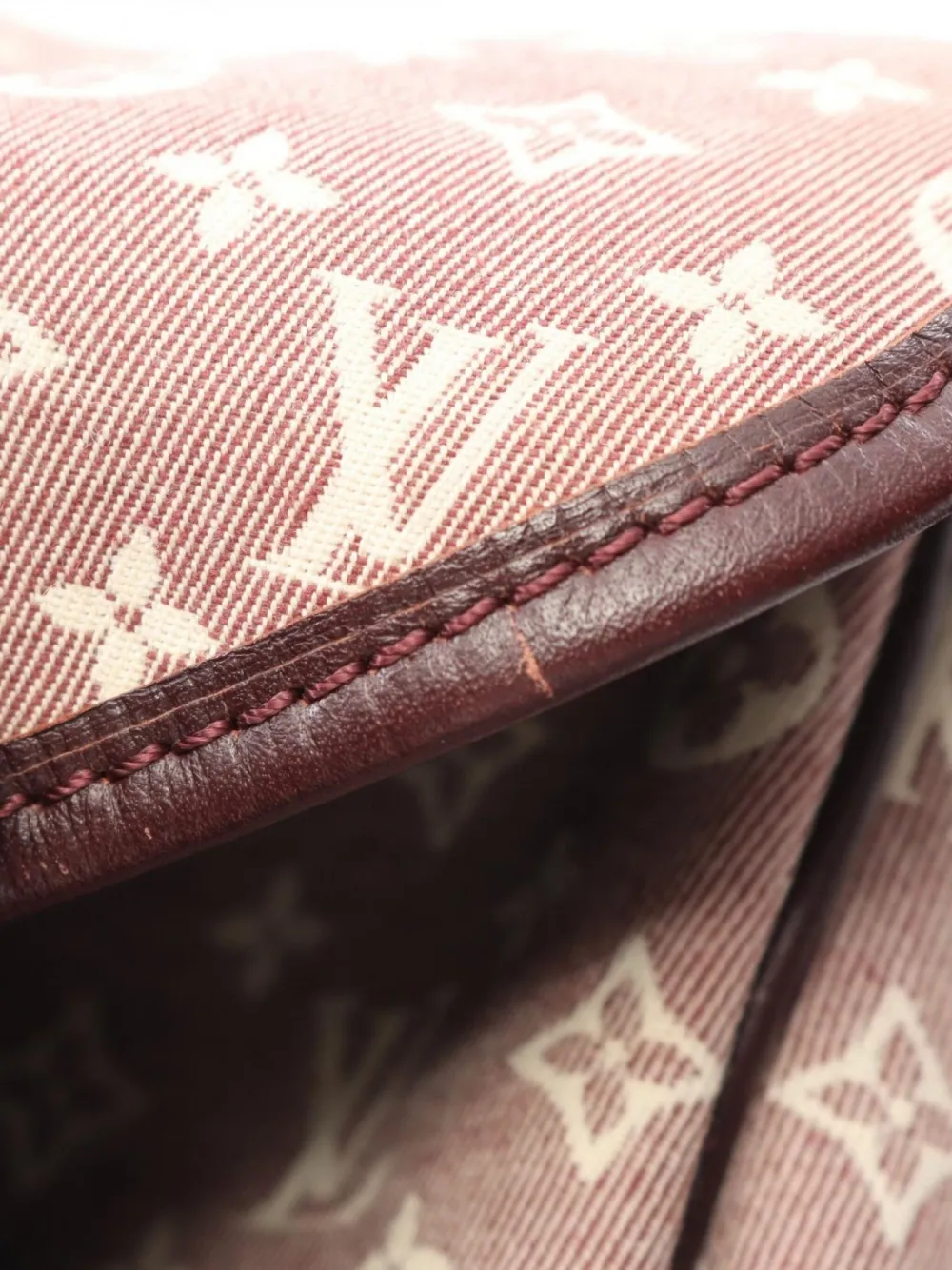 Pre-owned Louis Vuitton 2012 Saumur Pm Monogram Shoulder Bag In Red
