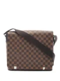 Louis Vuitton Pre-Owned 2017 District MM shoulder bag - Brown
