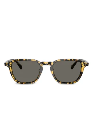 Oliver Peoples