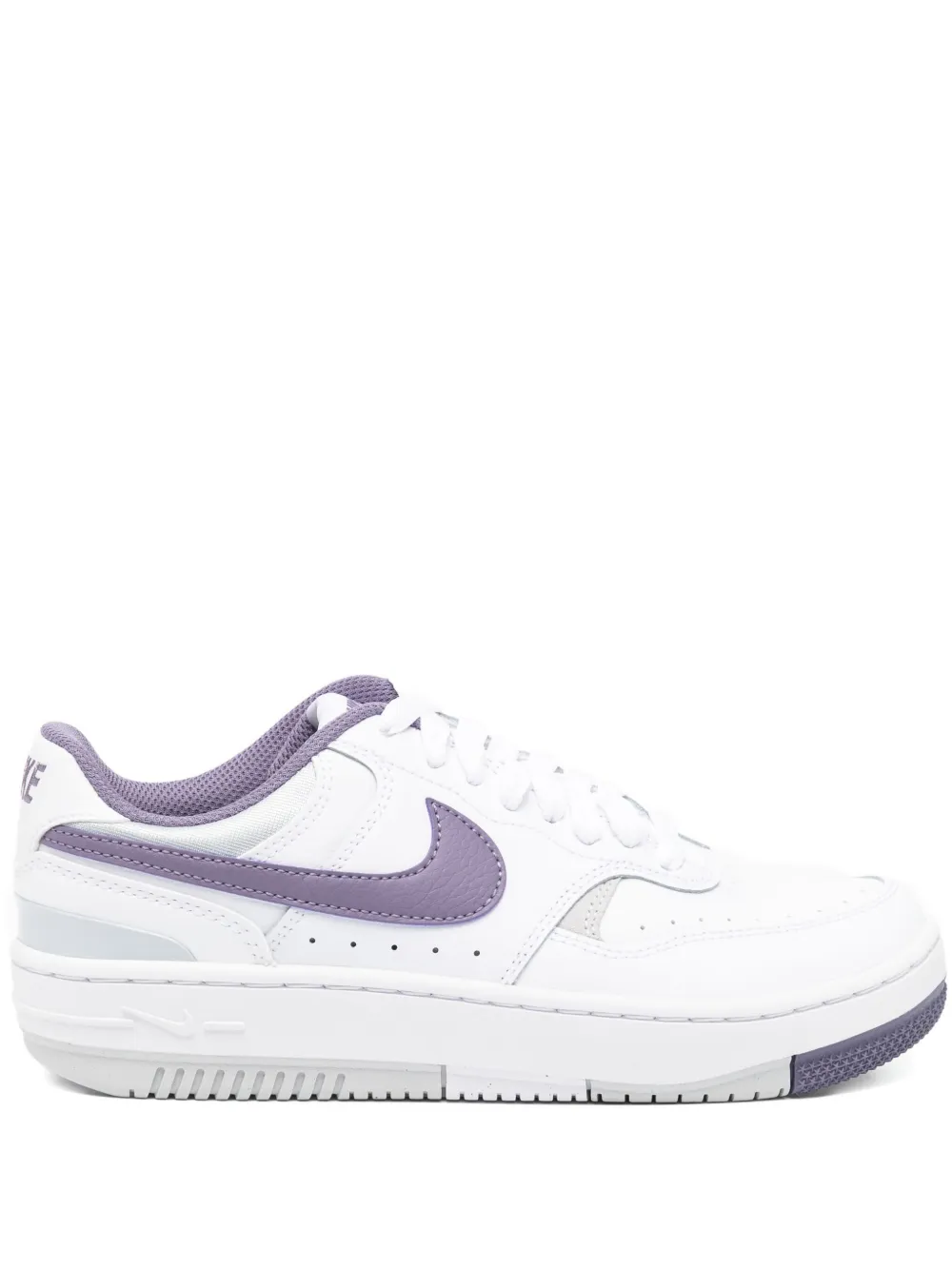 Nike Gamma force trainers White
