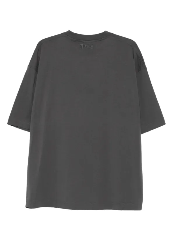 VETEMENTS ロゴモチーフ Tシャツ | グレー | FARFETCH JP