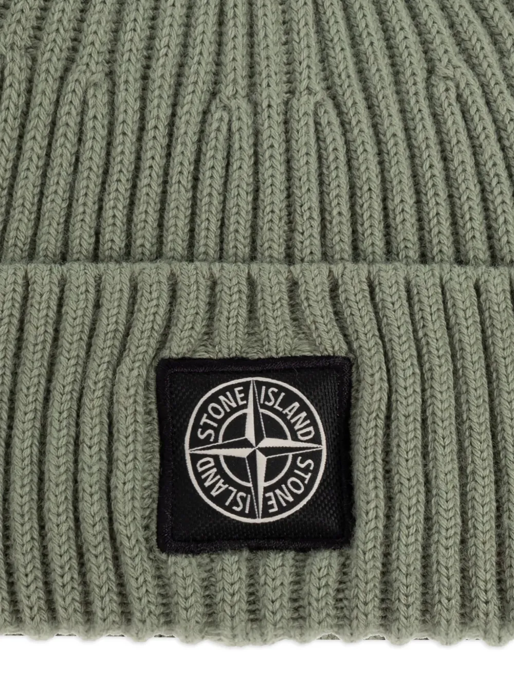 Stone Island Ribgebreide muts met logopatch Groen