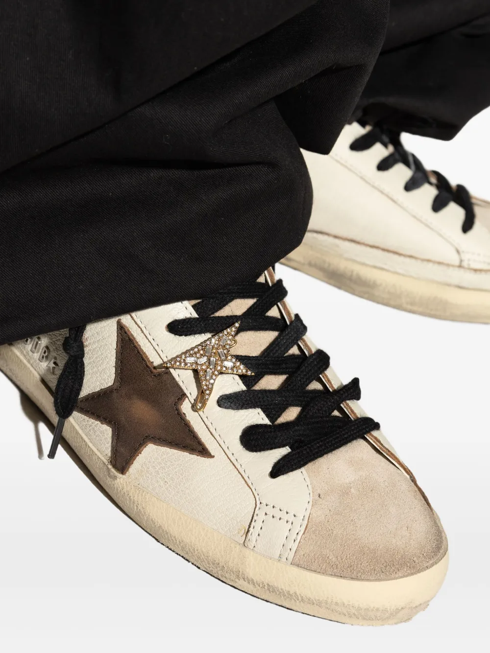 Golden Goose Star-shaped Crystal Shoe Clip In Gold