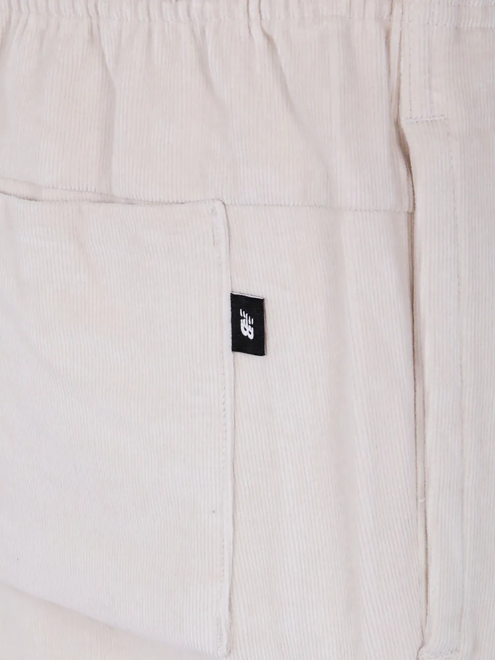 New Balance Ribfluwelen broek Beige