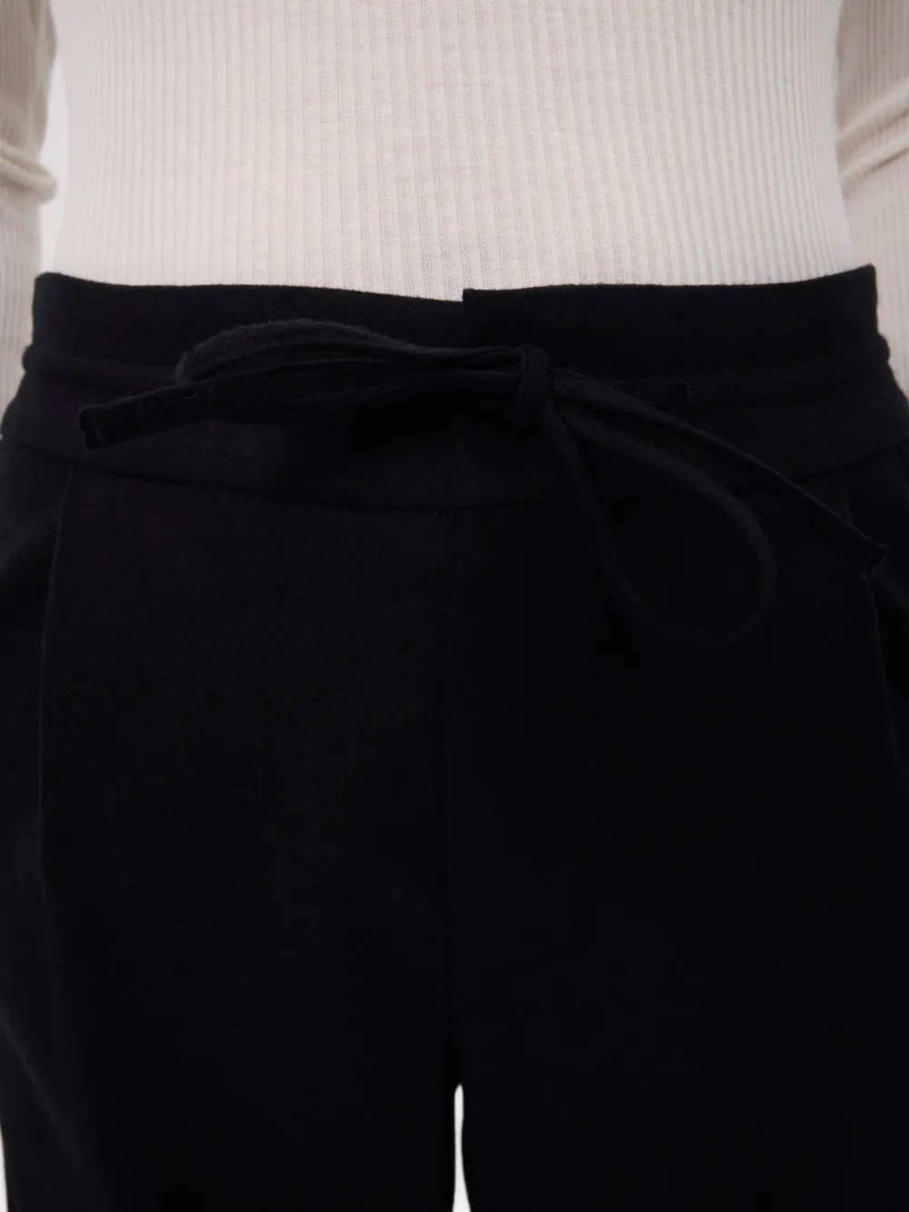 Loulou De Saison Harlem Pleated Drawstring Trousers In Black