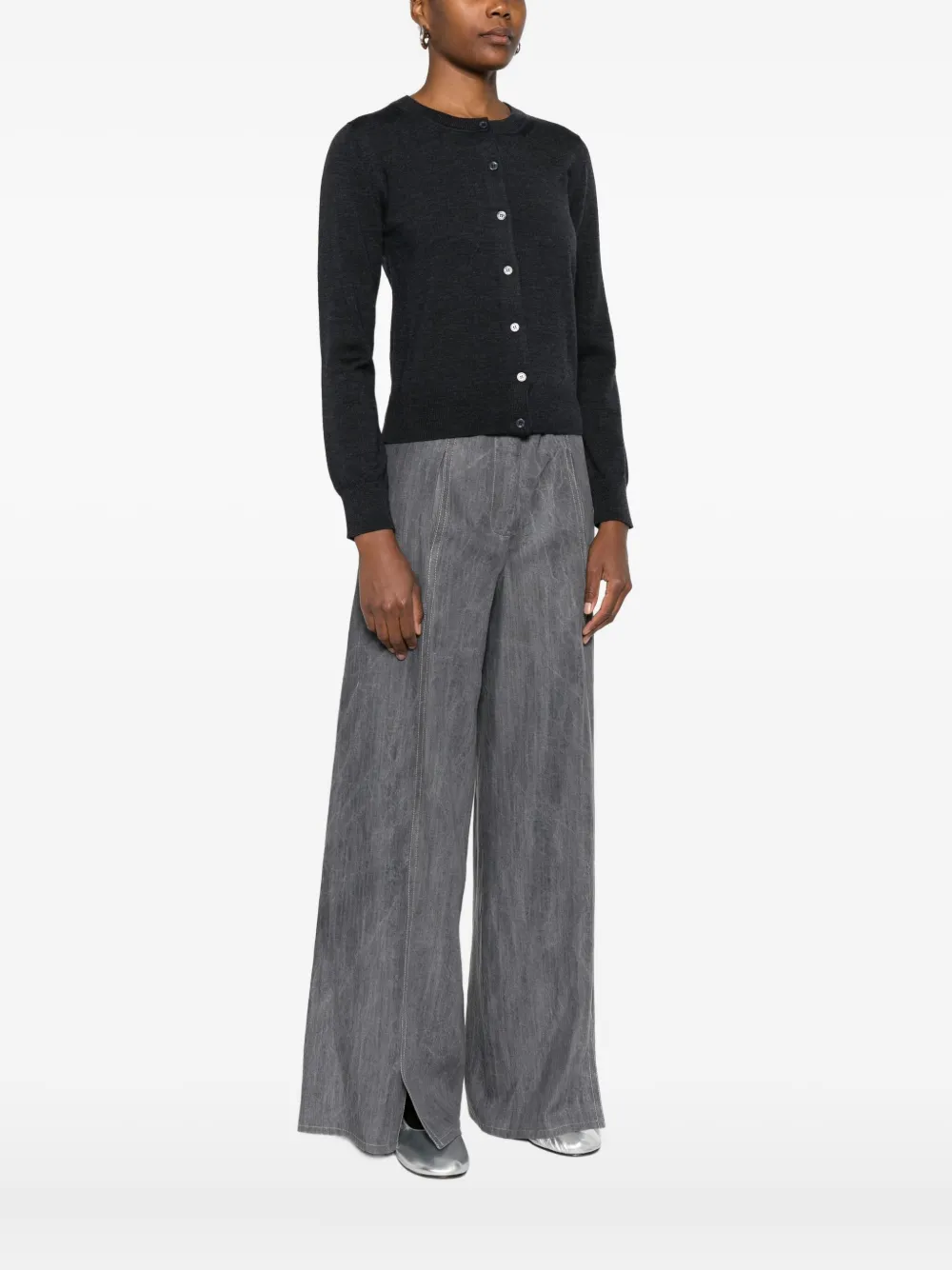 Alpha Studio Buttoned Crew-neck Cardigan In Gray
