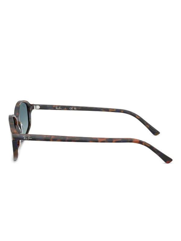 Ray-Ban Tortoiseshell Rectangle Sunglasses | Brown | FARFETCH display picture 2