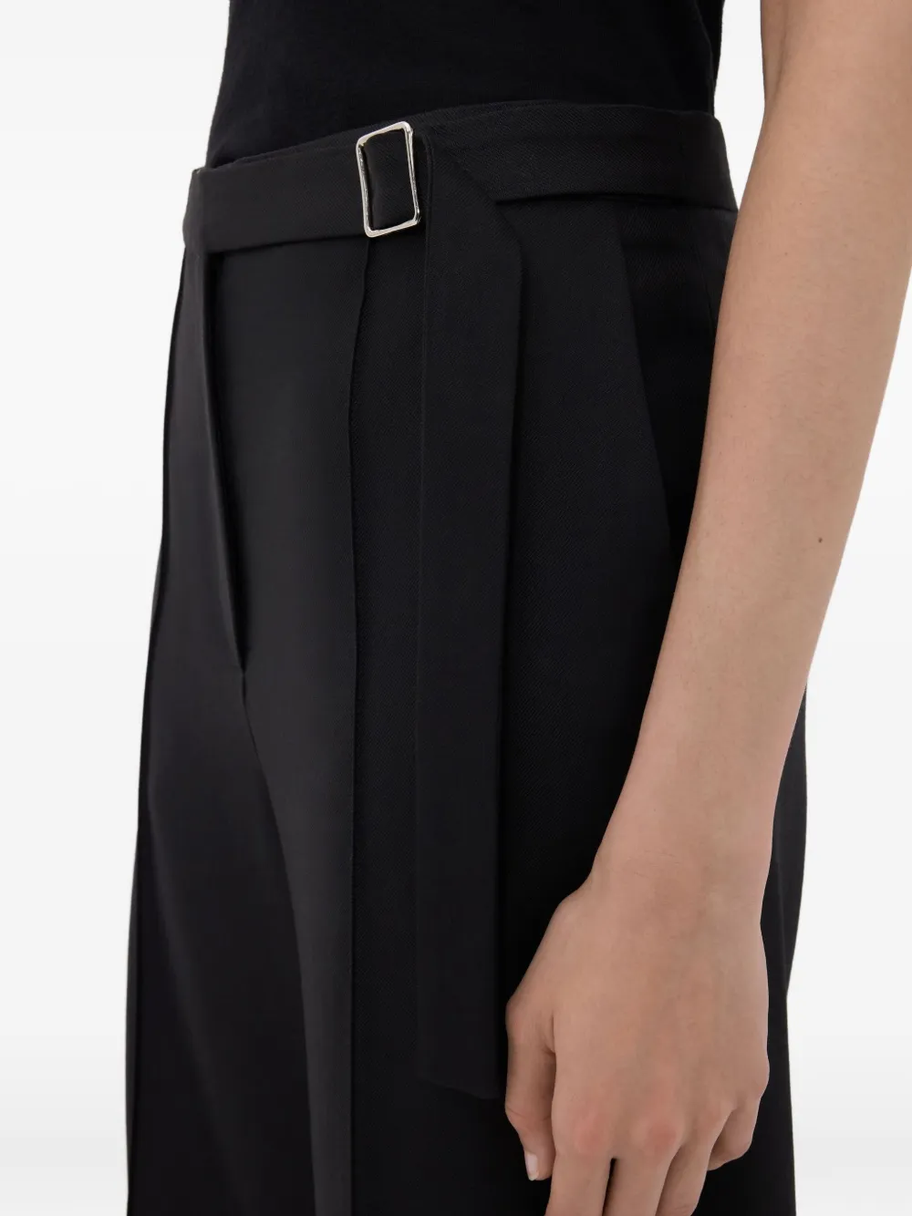 Loulou De Saison Pleated Buckle-fastening Trousers In Black