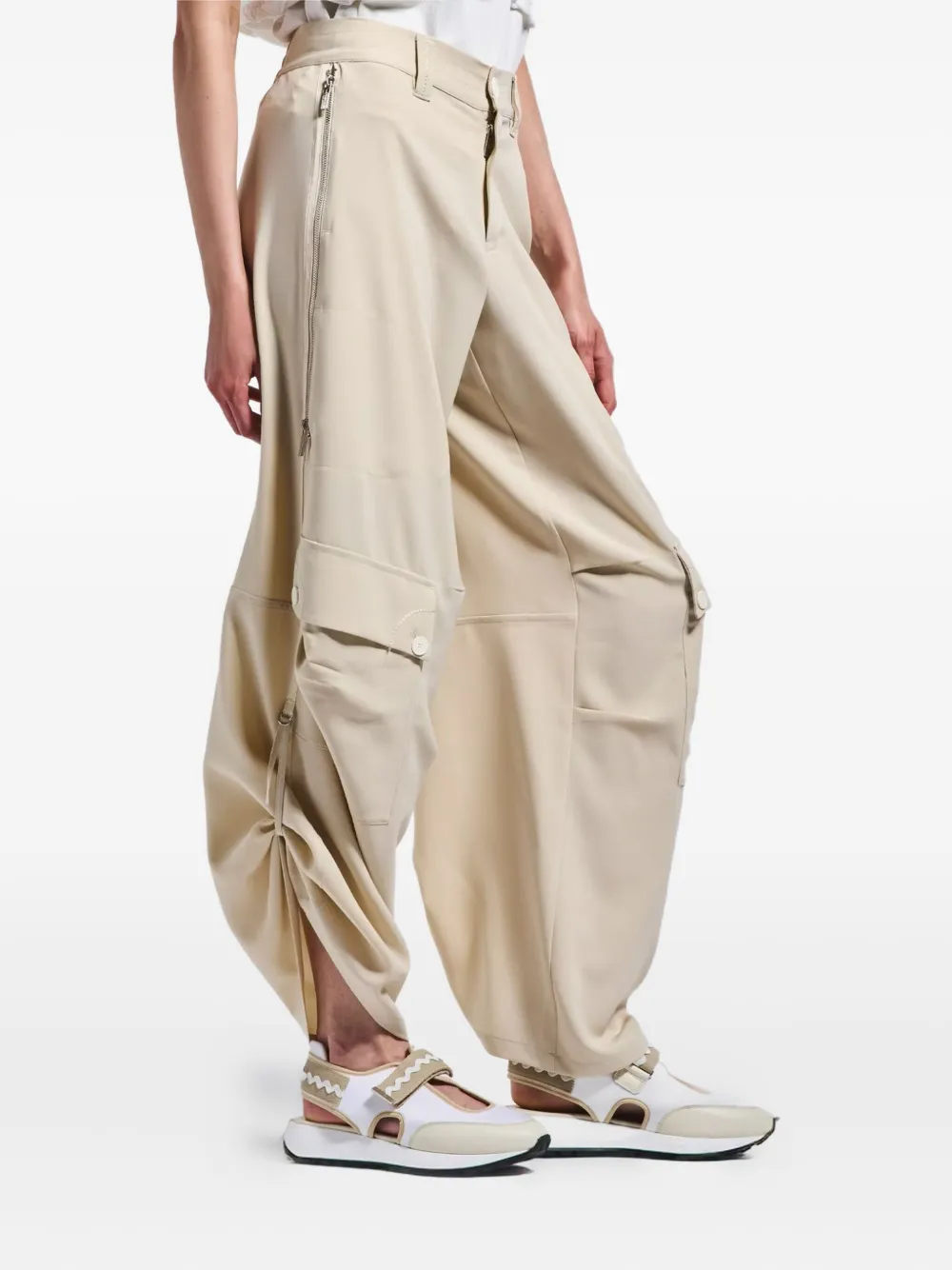 High Multiple-pockets Trousers In Neutral