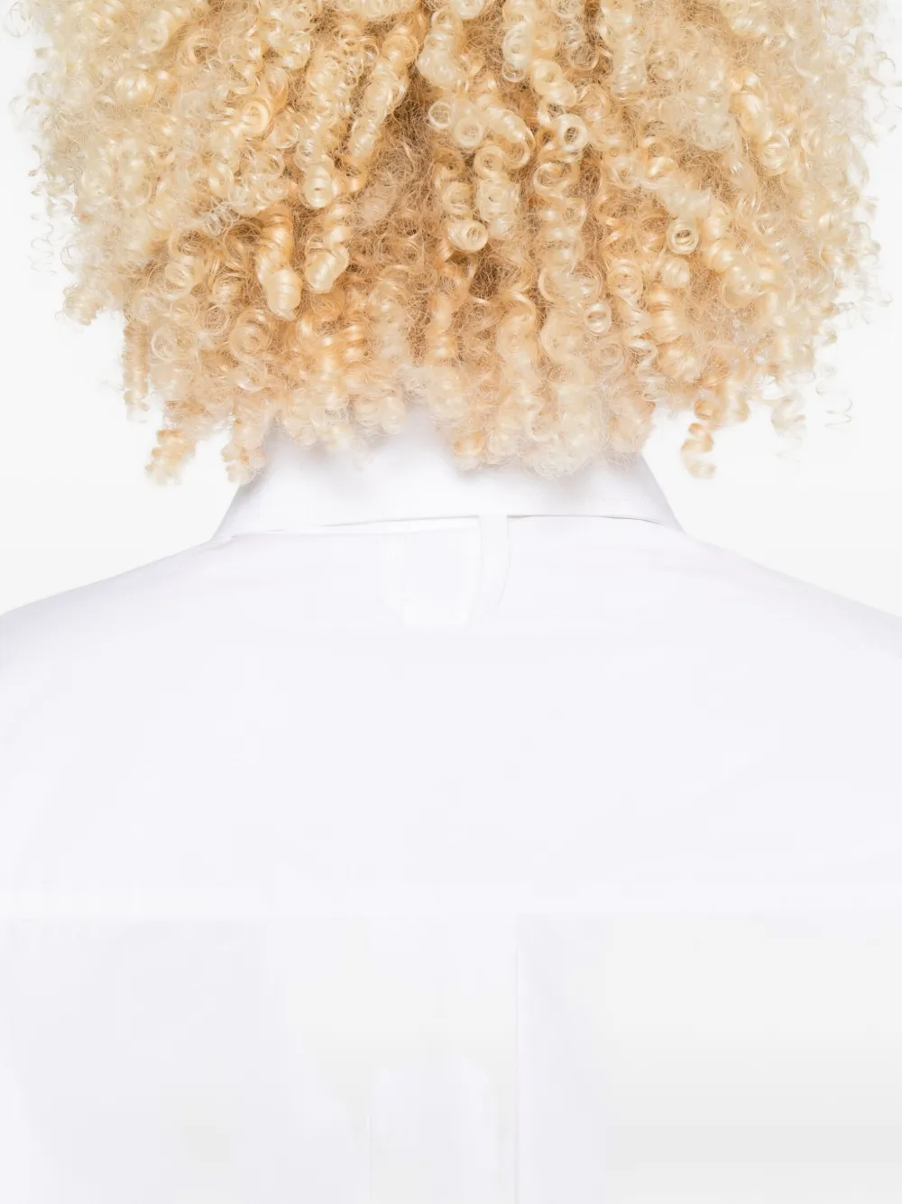 Jacquemus Long-sleeve Curved-hem Shirt In White