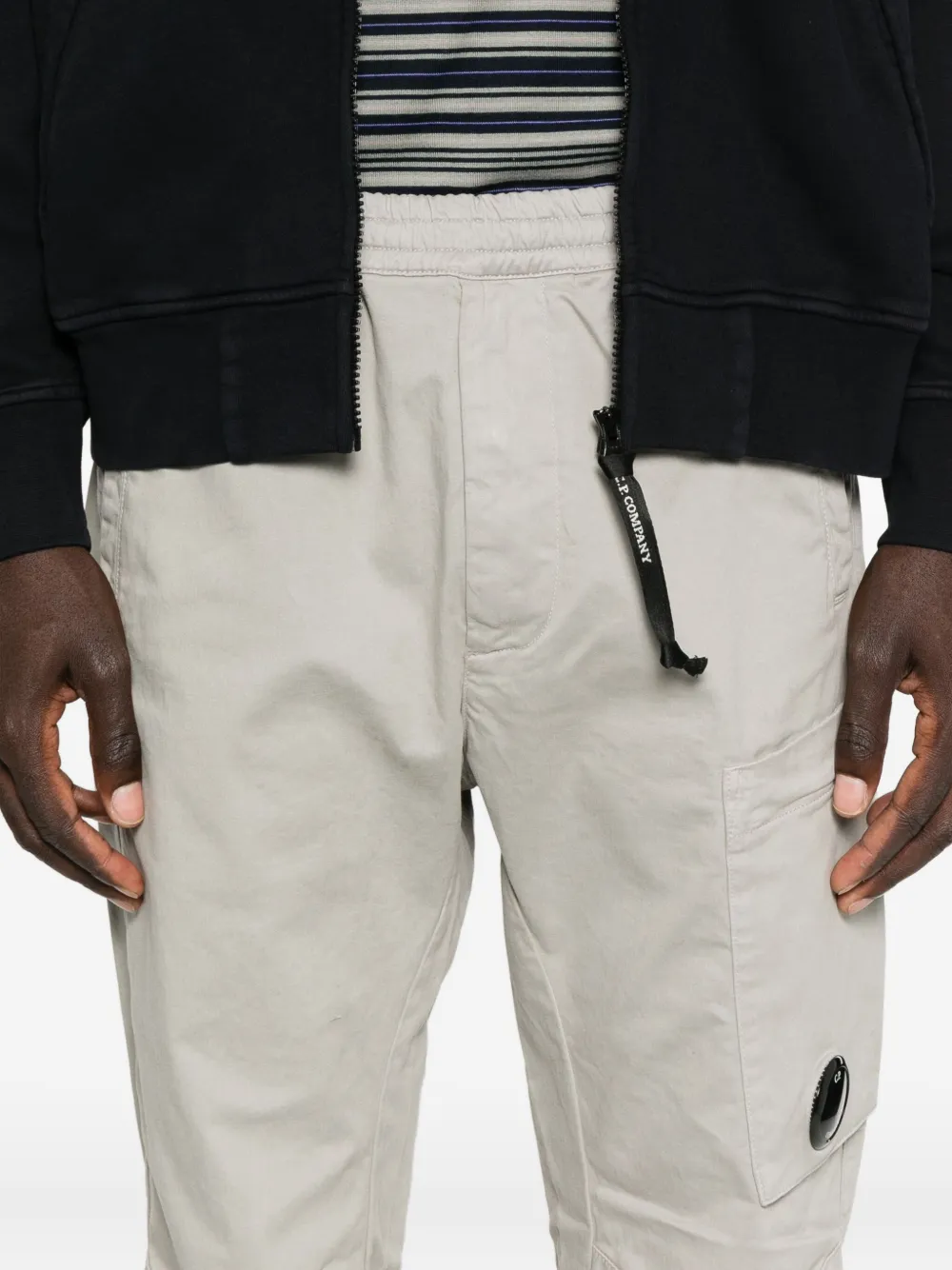 C.P. Company Broek met zak Grijs