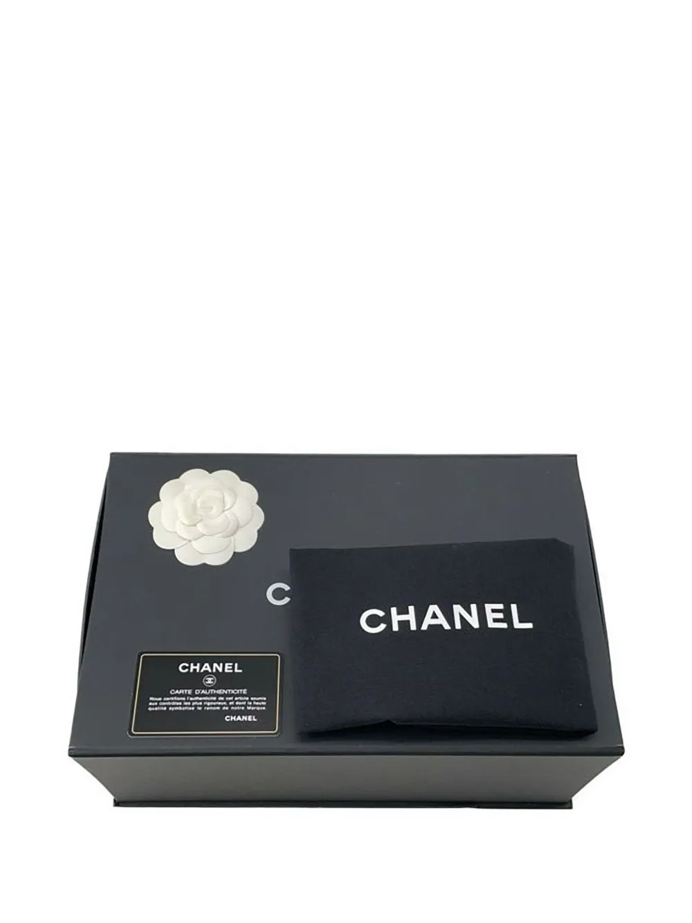 CHANEL Pre-Owned 2019 Mini Quilted Calfskin Nailed CC Flap crossbody bag | Pre-Owned | Image 2