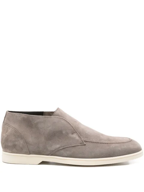 Doucal's suede boots