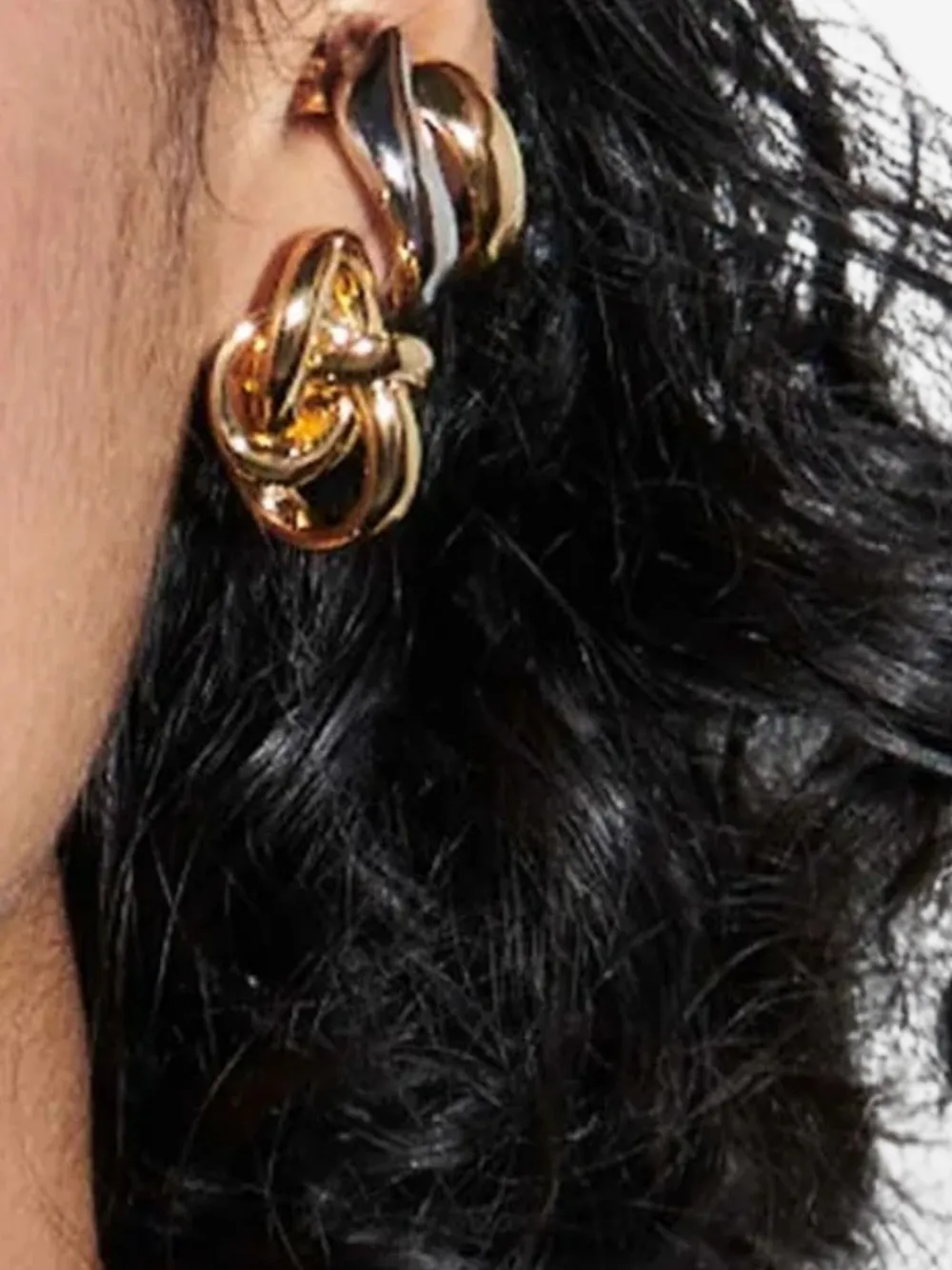 DEMARSON New York Odell twisted ear cuff earrings - Goud