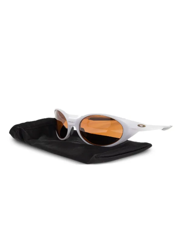 Oakley オーバルフレーム サングラス | ホワイト | FARFETCH JP