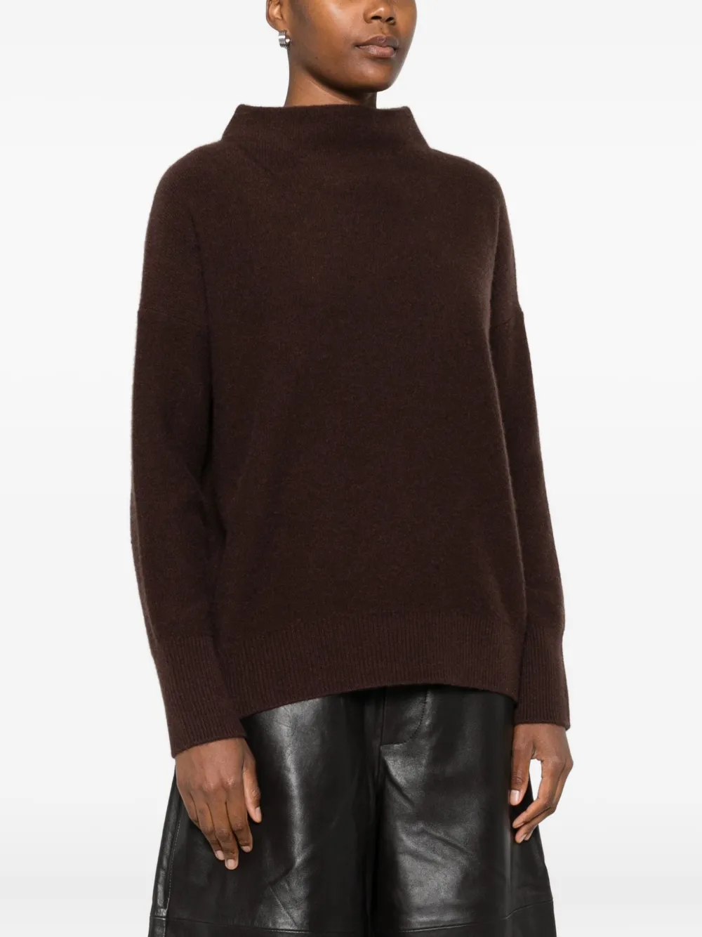 Vince Trui met hoge hals Bruin