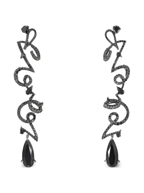 Anabela Chan aretes Script en oro blanco de 18kt con diamantes