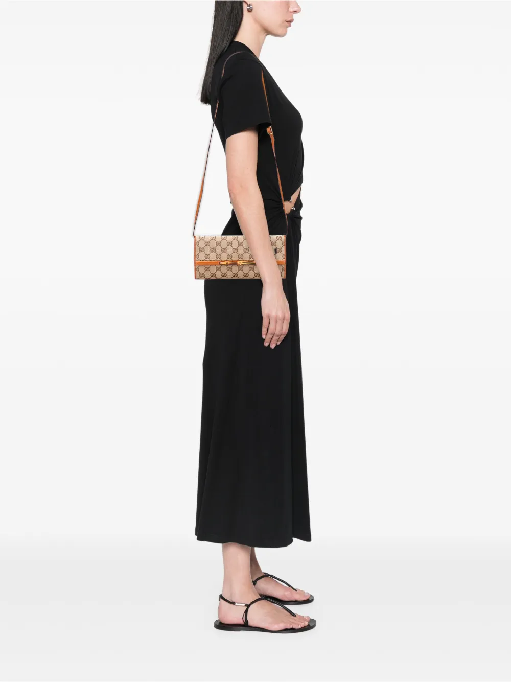 Pre-owned Gucci 2000-2015 Gg Canvas Bamboo Bar Crossbody Bag In Brown
