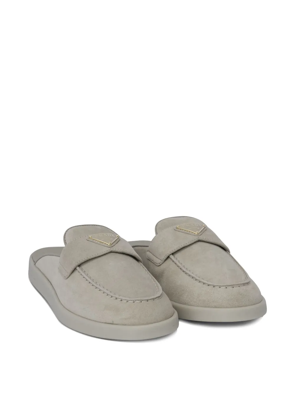 Prada Loafers met metalen logo - Grijs