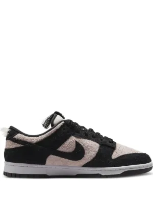 Nike Dunk Low SE “Medium Ash/Violet Snakeskin” スニーカー