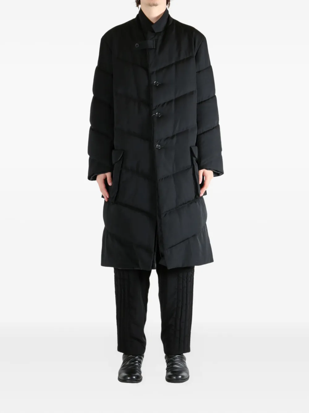 Yohji Yamamoto quilted diagonal-seam coat - Zwart