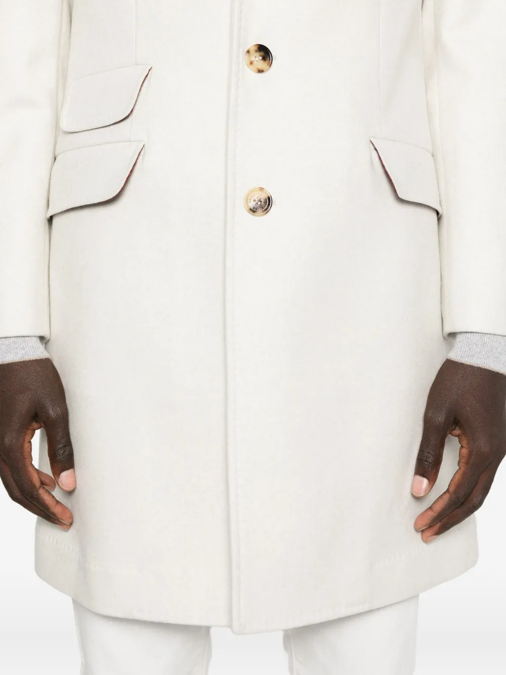 Brunello Cucinelli Jas met opgestikte zak en gouden knoop Wit
