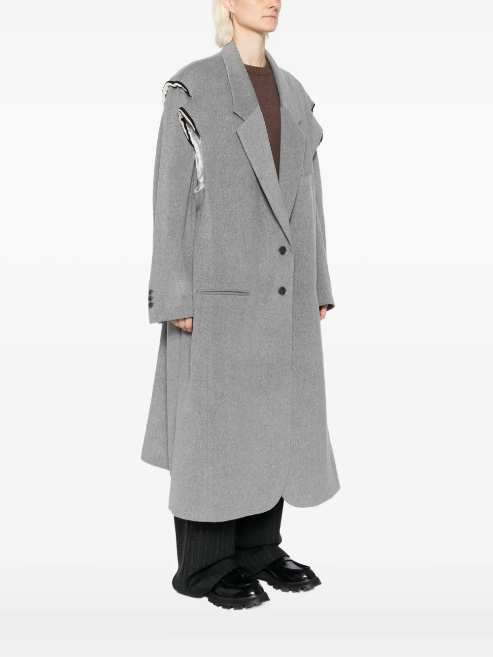 Moohong Doubled Shoulder Coat In Gray