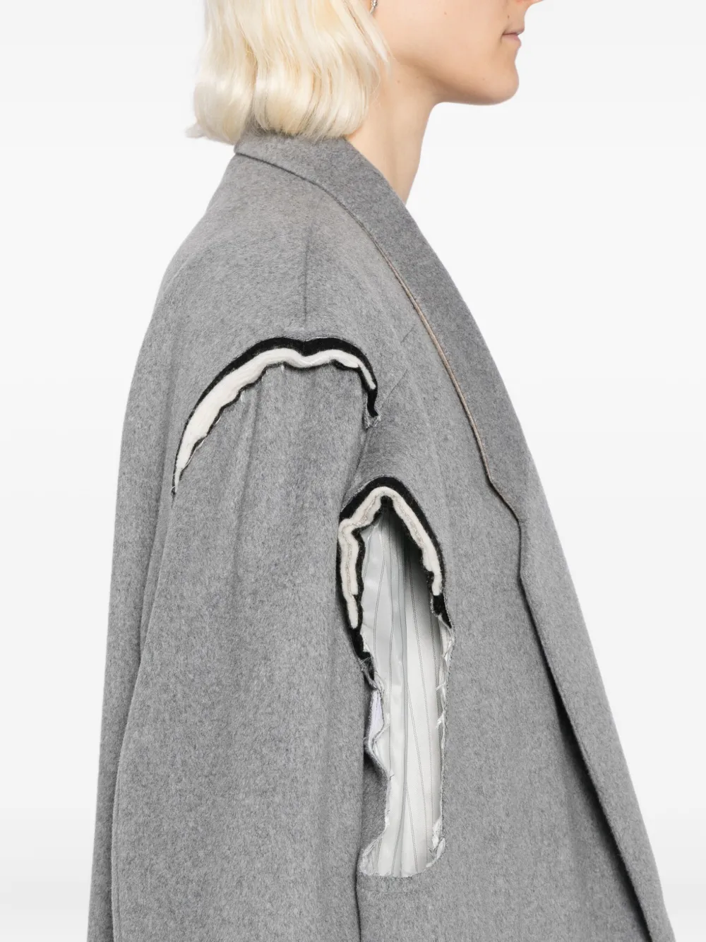 Moohong Doubled Shoulder Coat In Gray
