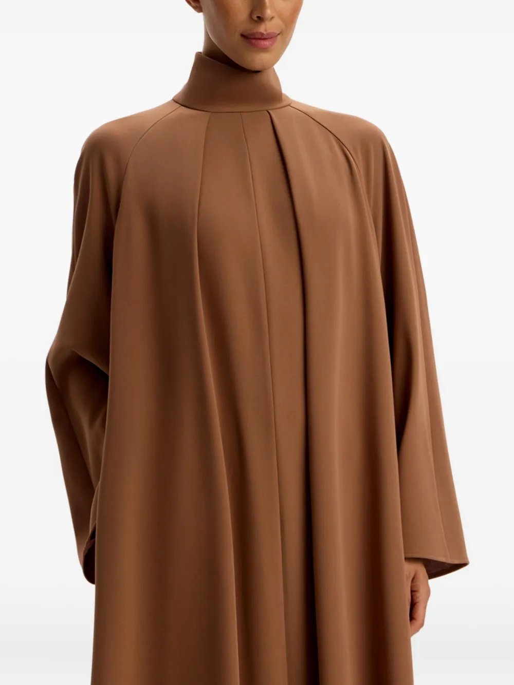 12 STOREEZ Geplooide maxi-jurk met hoge hals Bruin