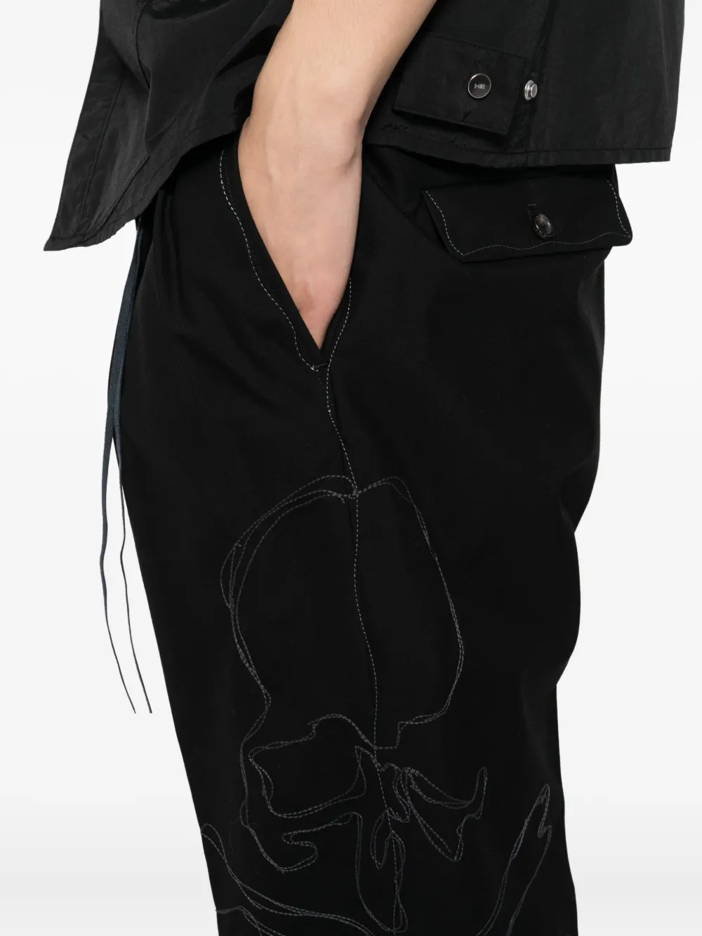 Mastermind Japan Broek met geborduurd logo Zwart