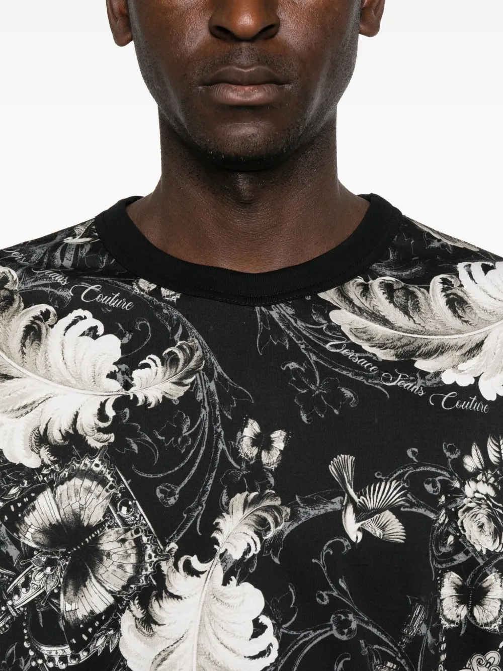 Versace Jeans Couture Baroque-print Feather T-shirt In Multi
