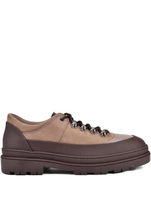 Brunello Cucinelli tenis con agujetas