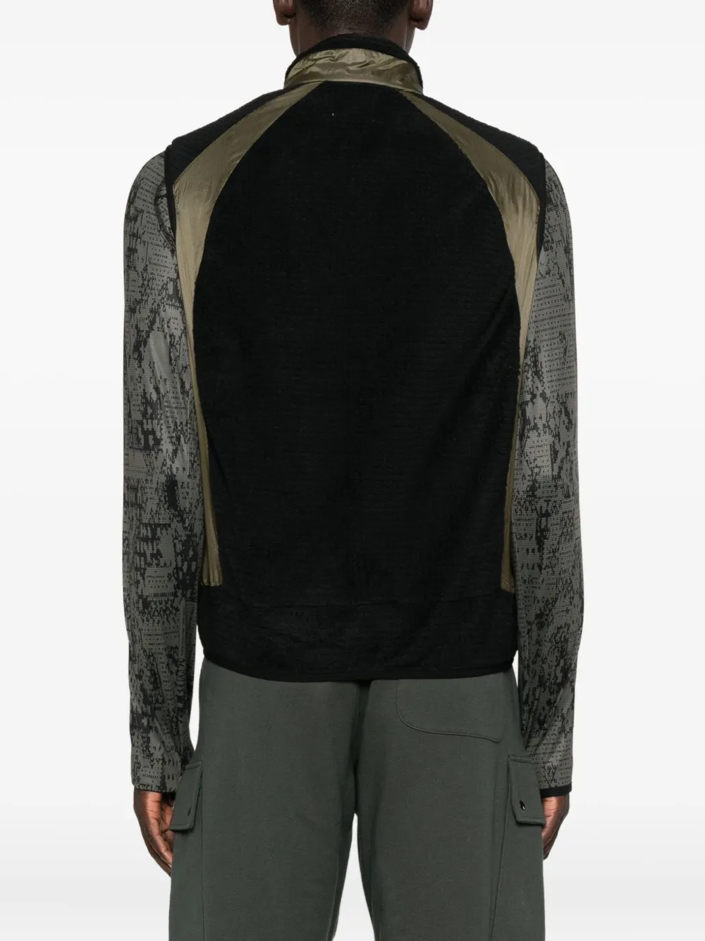 Roa Polartech Vest Featuring Contrast Panels In Black
