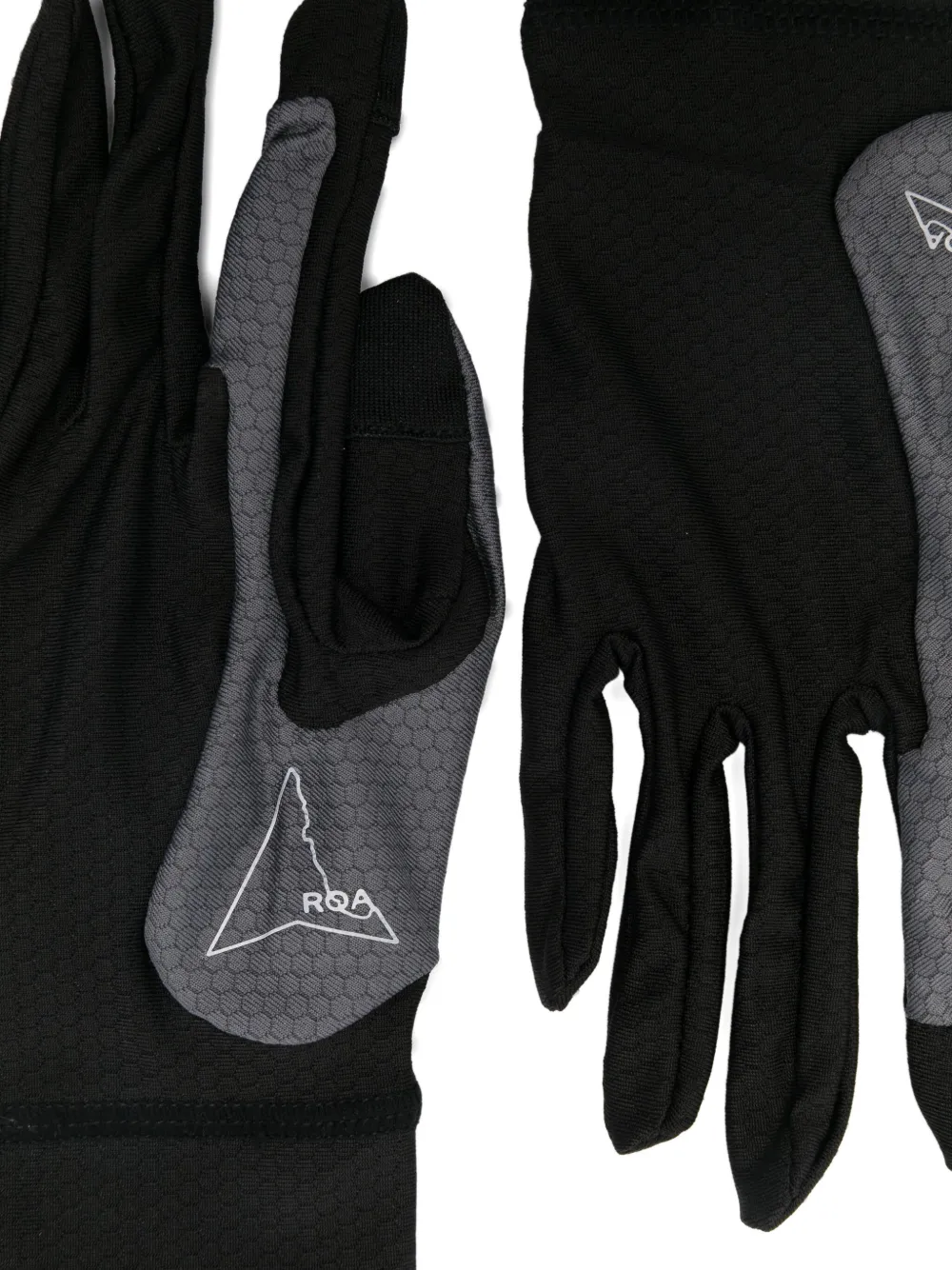 Roa Textured-panel Gloves In Black