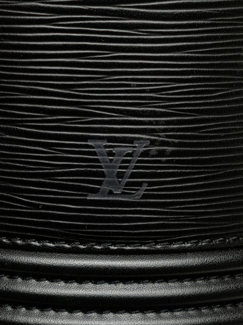 Pre-owned Louis Vuitton 2008 Epi Cannes Vanity Bag In Black