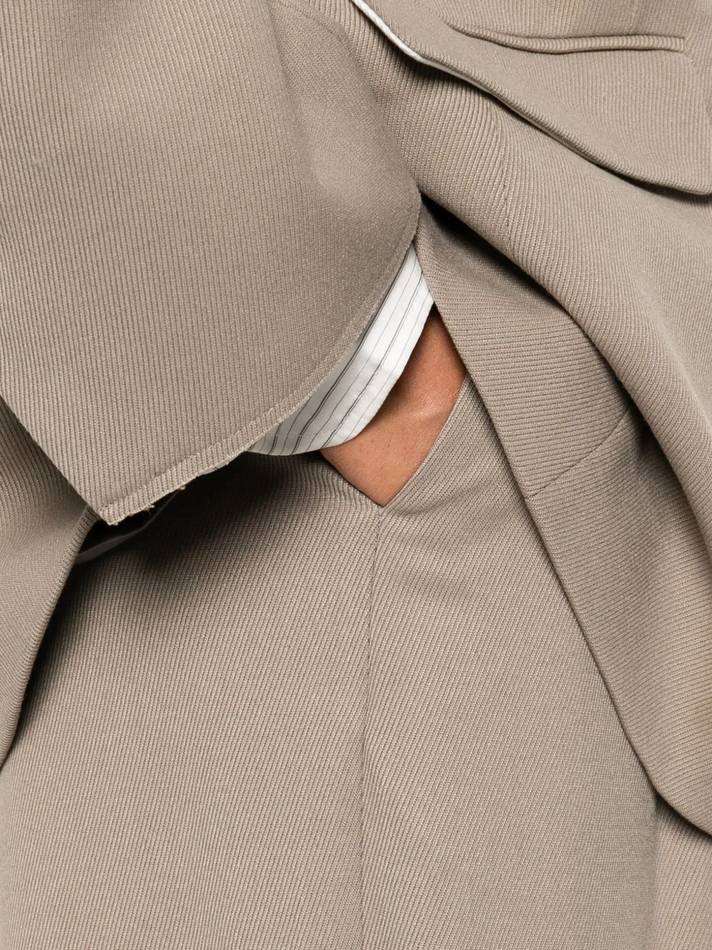 Eleh Pleated Trousers In Brown