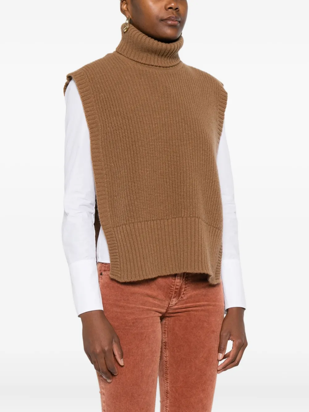 Davantino Turtleneck Sleeveless Wool Sweater In Brown